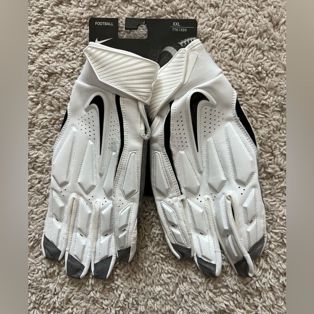 Nike  D-Tack 6.0 Lineman NFL Football Gloves White/Black